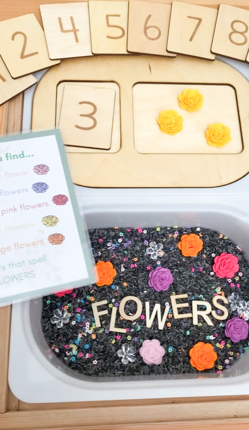 Flower I Spy Sensory Kit