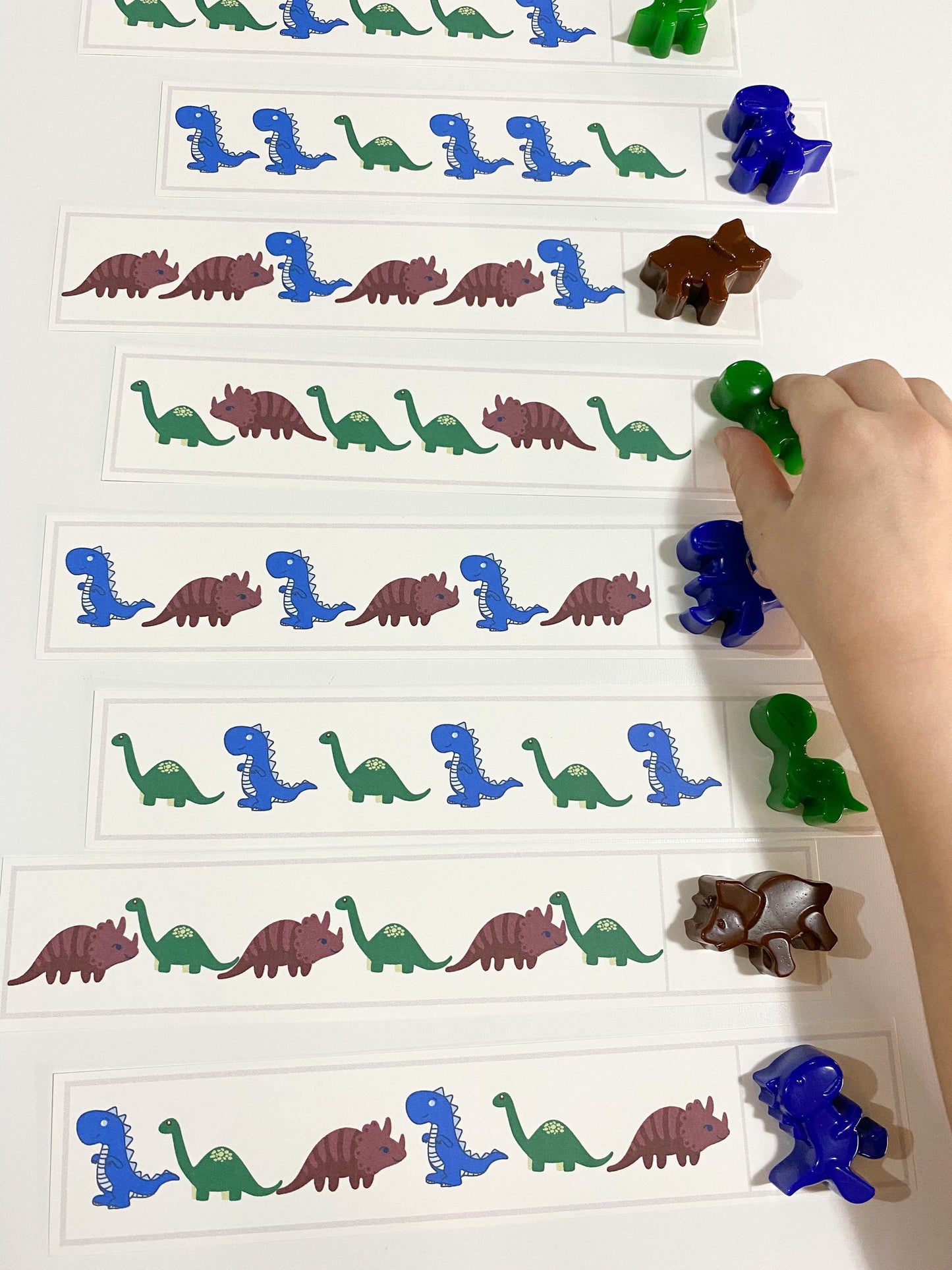 Dino Patterns - Resin Dinosaurs- Resin Dino Patterning