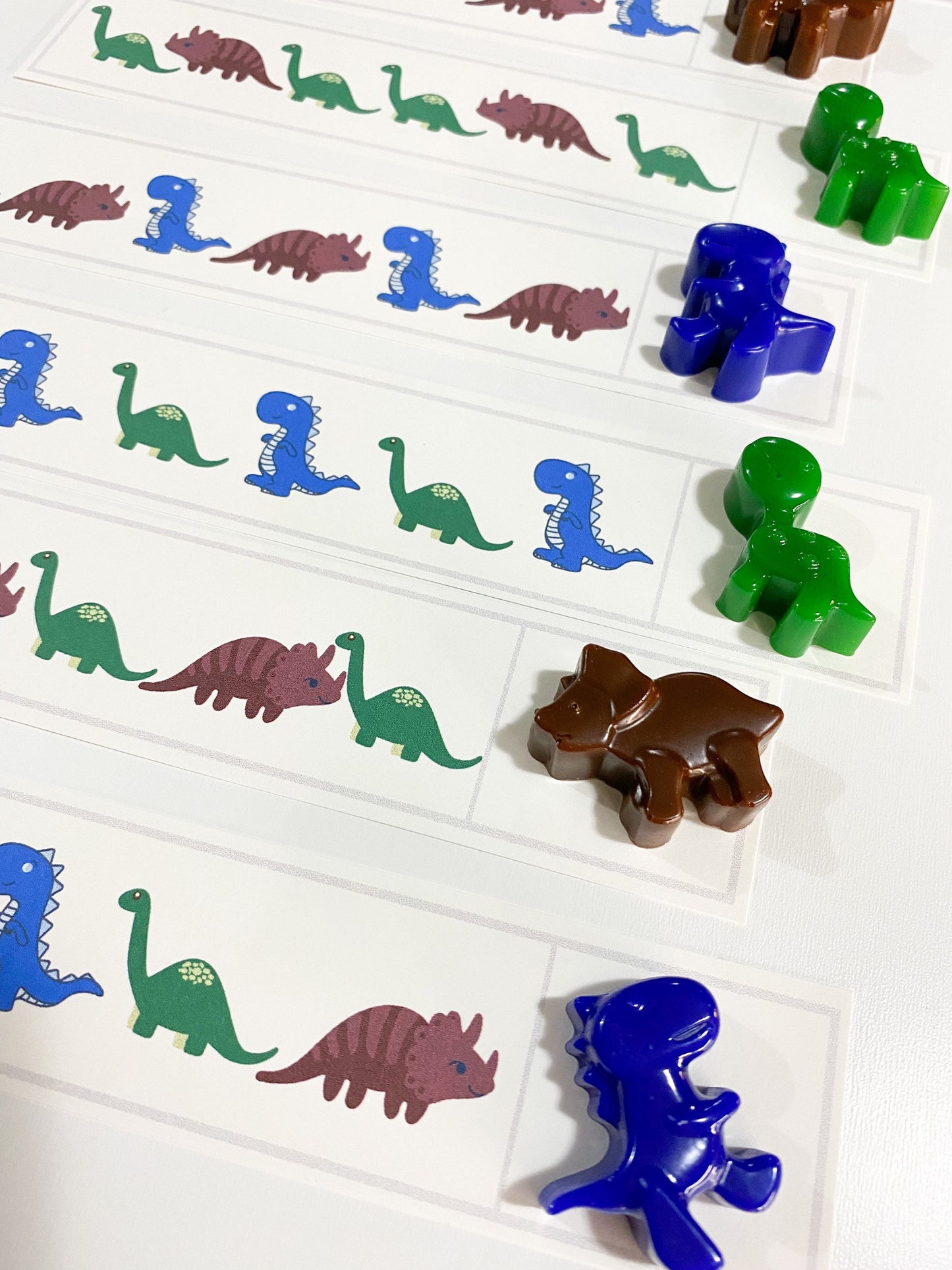 Dino Patterns - Resin Dinosaurs- Resin Dino Patterning