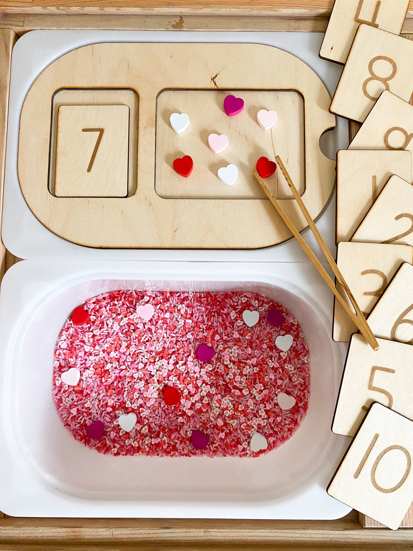 Valentine’s Day Math Sensory Kit - Sensory Kit for Valentines Day - Valentine’s Day Sensory Kit - Flisat Insert Counting Board